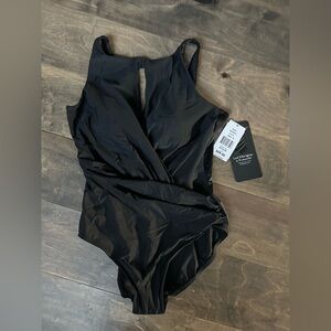 Miraclesuit Size DD16 New With Tags color‎ Black